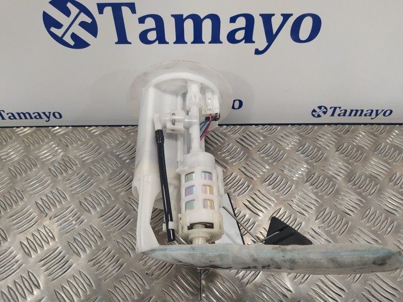 Recambio de aforador para toyota yaris 1.3 16v cat referencia OEM IAM 777040D070  