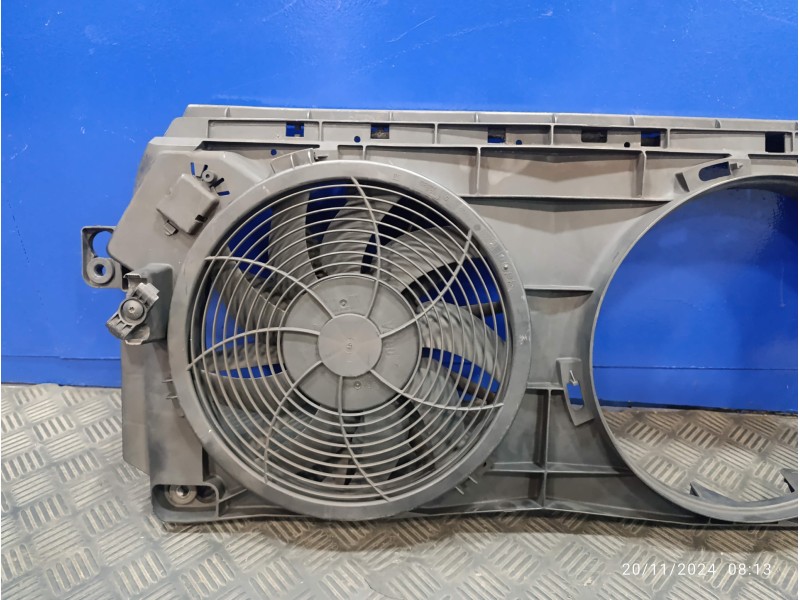 Recambio de electroventilador para volkswagen crafter caja cerrada 2.0 tdi referencia OEM IAM 877968X  FS1559