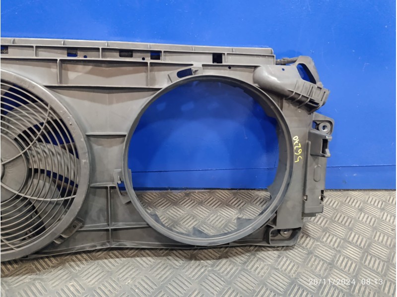 Recambio de electroventilador para volkswagen crafter caja cerrada 2.0 tdi referencia OEM IAM 877968X  FS1559