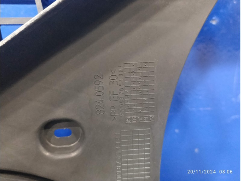 Recambio de electroventilador para opel movano b kasten/combi referencia OEM IAM 93168836 8240592 214812026R