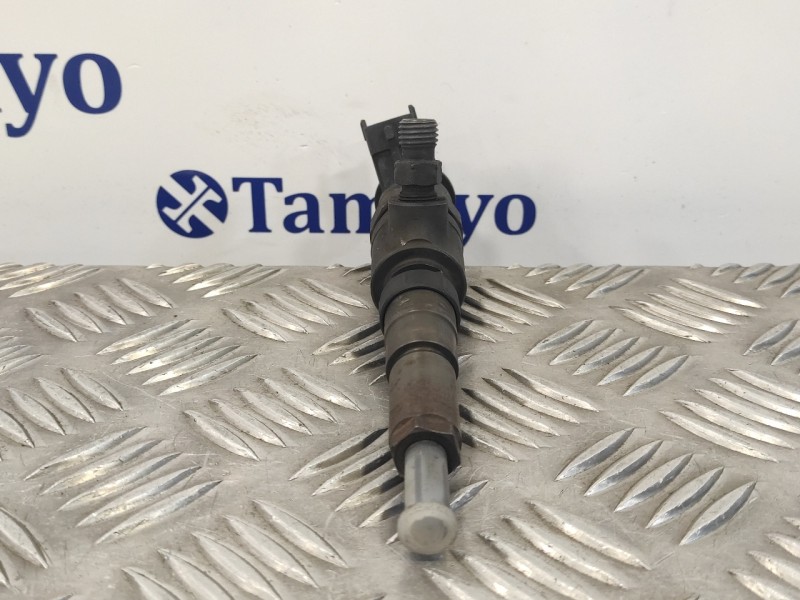 Recambio de inyector para peugeot 206 berlina 1.4 hdi referencia OEM IAM 0445110135  786280