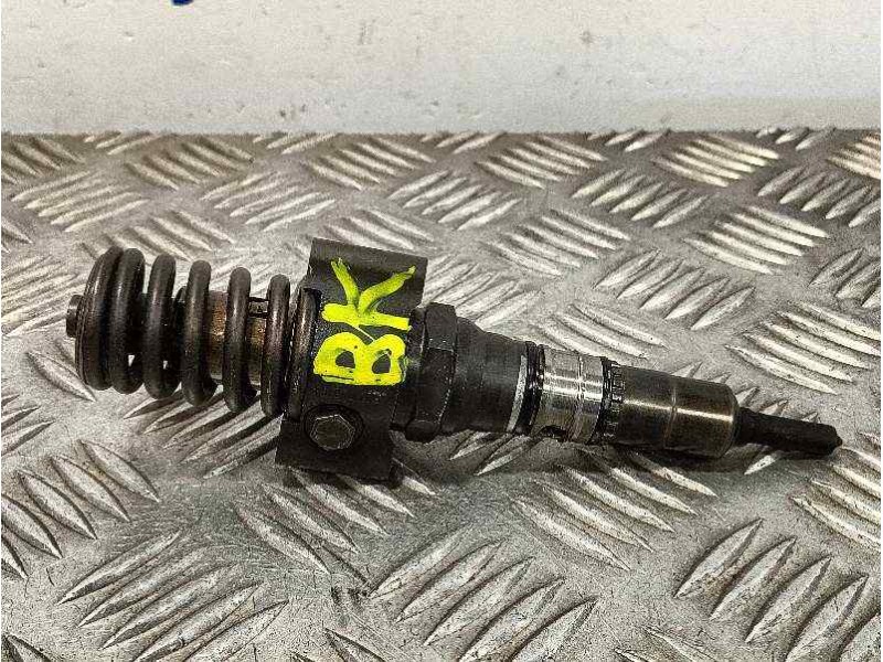 Recambio de inyector para volkswagen golf v berlina (1k1) referencia OEM IAM 0414720404  03G130073G