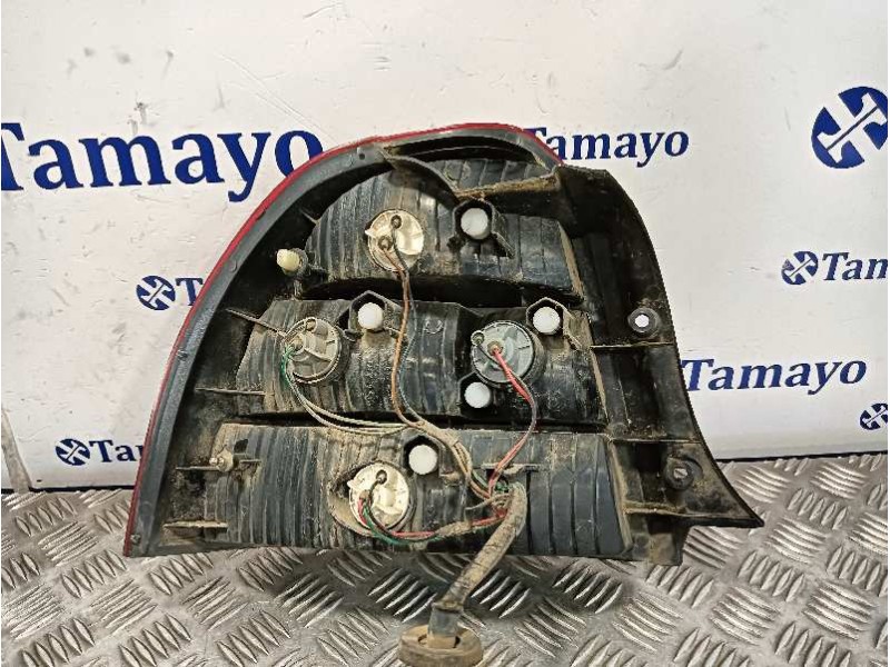 Recambio de piloto trasero derecho para kia shuma referencia OEM IAM OK2B151140  