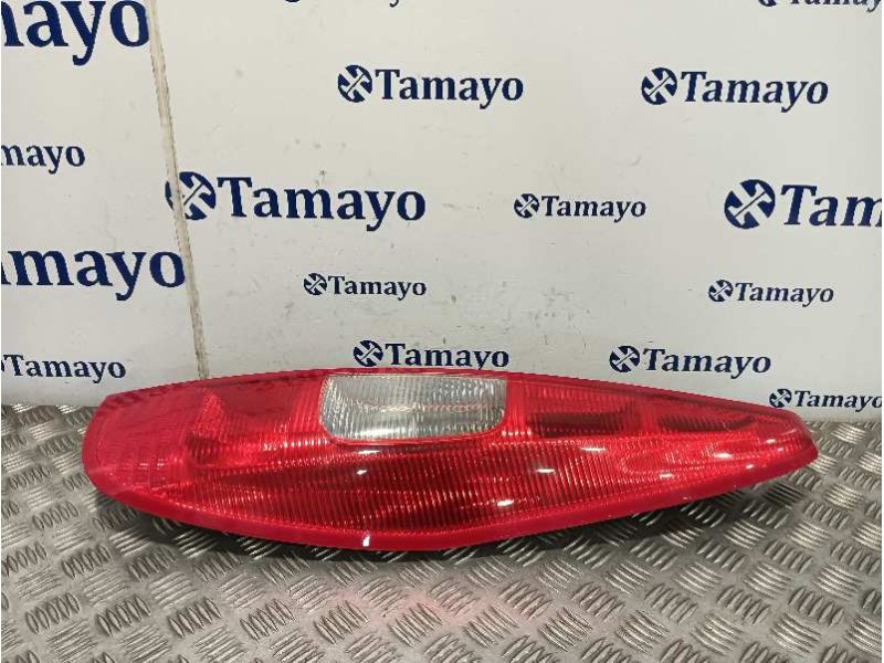 Recambio de piloto trasero derecho para mitsubishi colt berlina 5 (z30a) referencia OEM IAM MR957374 27958006 MN186270
