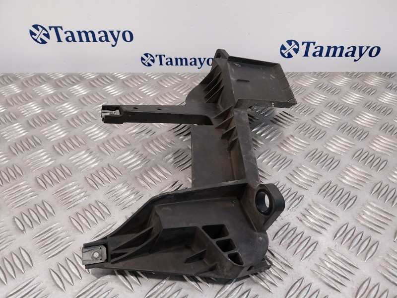 Recambio de soporte faro izquierdo para bmw x3 (e83) 3.0 turbodiesel referencia OEM IAM 1301073024  