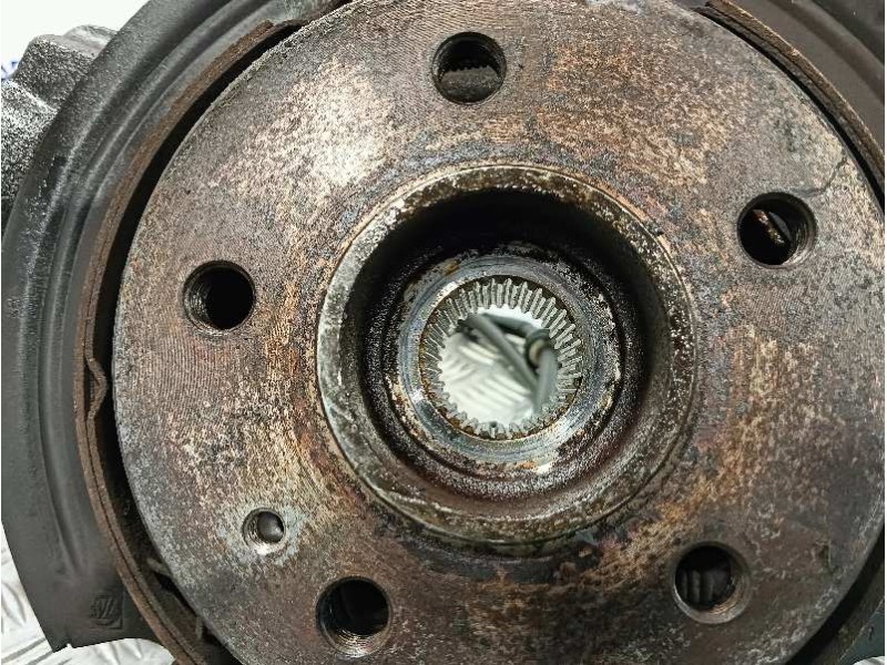 Recambio de mangueta trasera derecha para mercedes-benz clase m (w163) referencia OEM IAM   