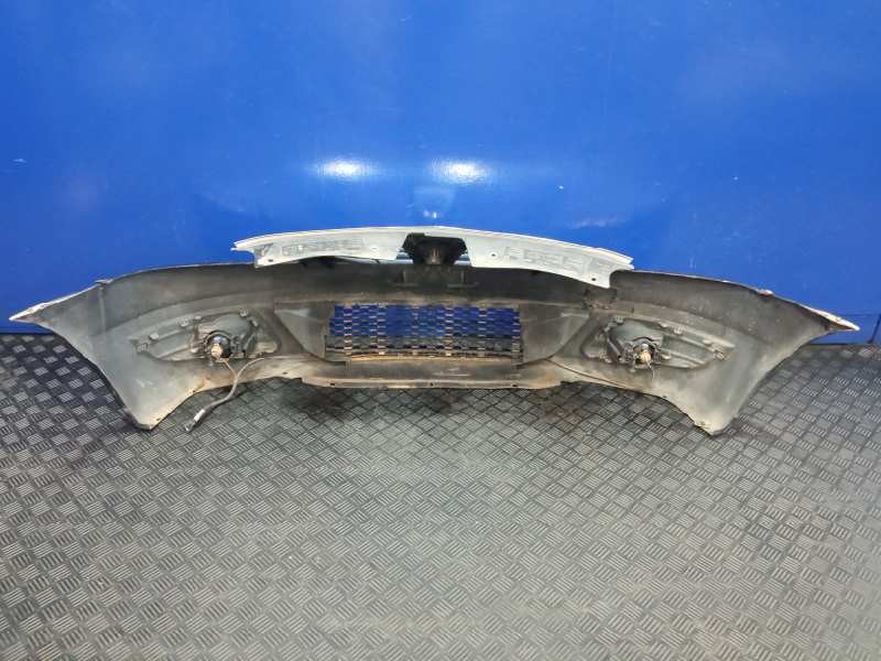 Recambio de paragolpes delantero para dacia logan referencia OEM IAM   