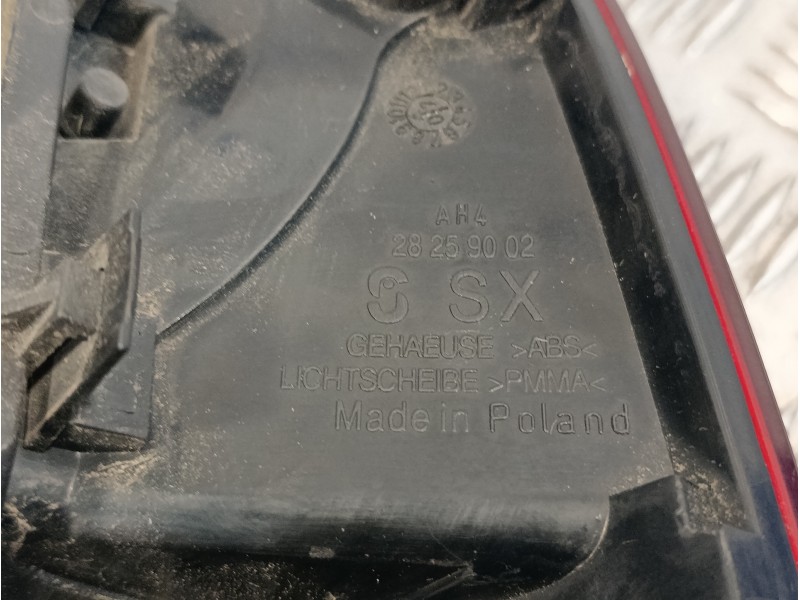 Recambio de piloto trasero izquierdo para volkswagen touareg (7l6) 2.5 tdi dpf referencia OEM IAM 7L6945257  28259002