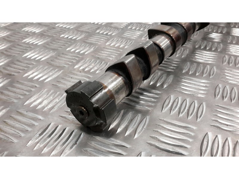 Recambio de arbol de levas para volvo v50 familiar 2.4 cat referencia OEM IAM 30637898  
