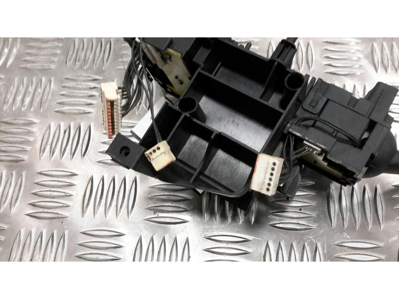 Recambio de mando multifuncion para volkswagen passat variant (3c5) 2.0 tdi referencia OEM IAM 3C9953507AH  3C9953513C