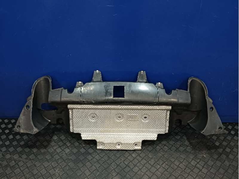 Recambio de faldon trasero para land rover discovery sport referencia OEM IAM FK72589N836AF  