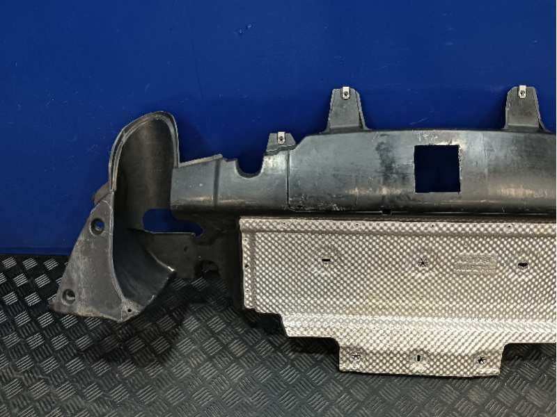 Recambio de faldon trasero para land rover discovery sport referencia OEM IAM FK72589N836AF  