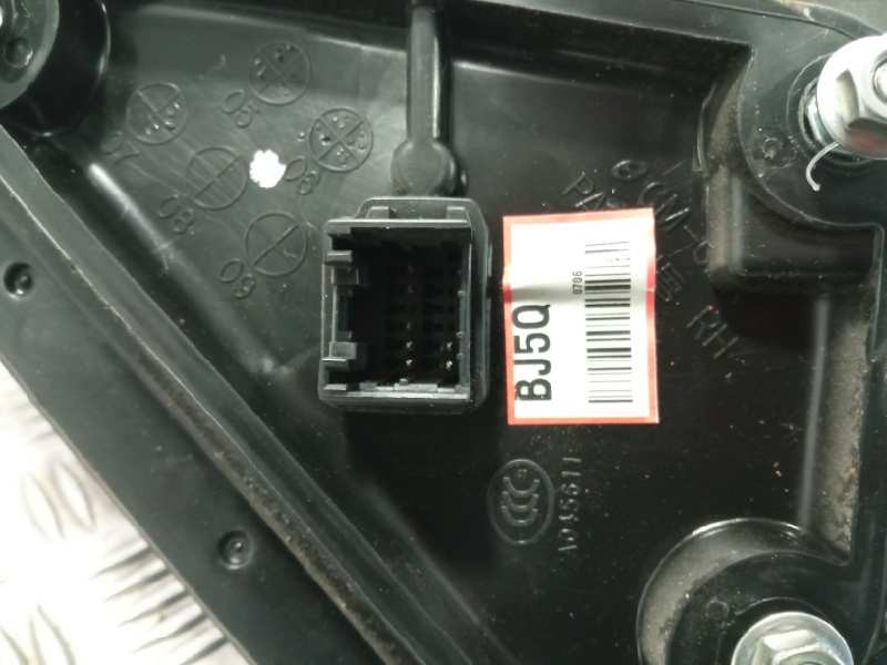 Recambio de retrovisor derecho para hyundai santa fe (bm) referencia OEM IAM   