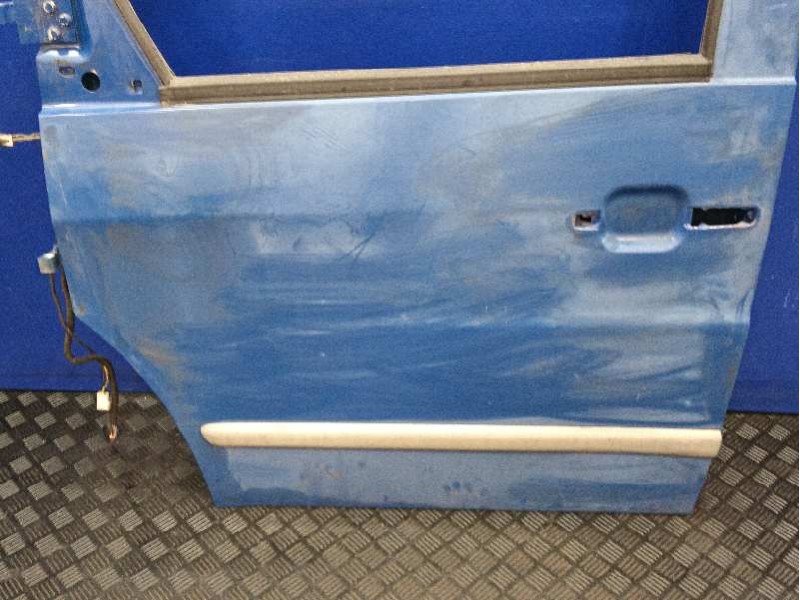 Recambio de puerta delantera izquierda para mercedes-benz vito (w638) caja cerrada 2.1 cc referencia OEM IAM   