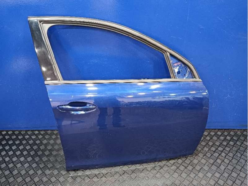 Recambio de puerta delantera derecha para peugeot 308 sw referencia OEM IAM   