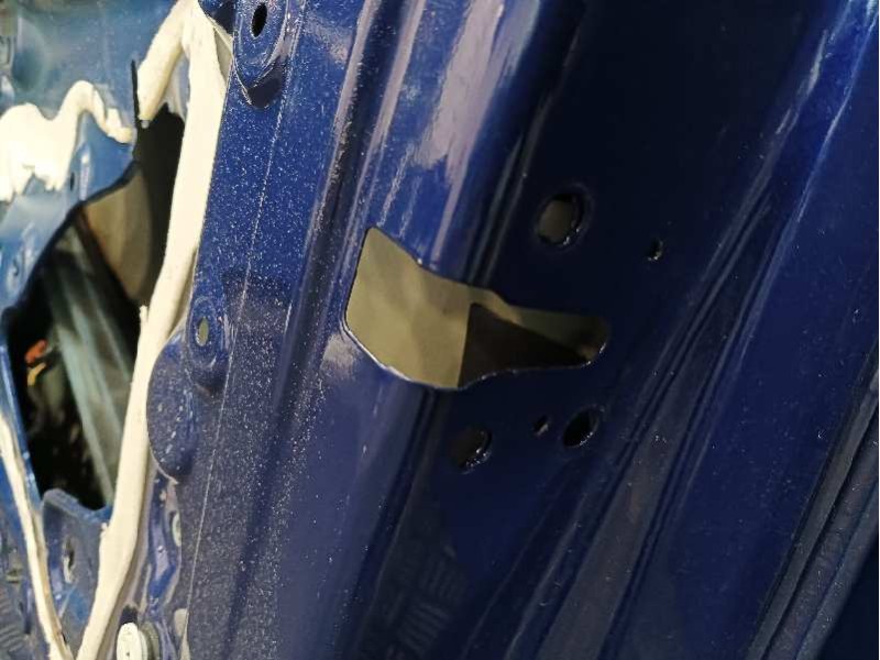 Recambio de puerta delantera derecha para peugeot 308 sw referencia OEM IAM   