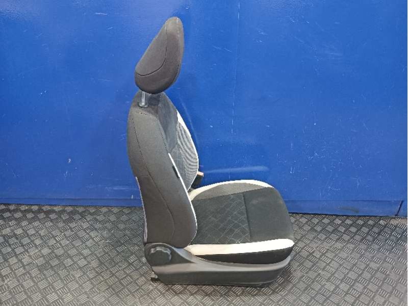 Recambio de asiento delantero derecho para nissan micra v (k14) 1.0 12v cat referencia OEM IAM 828715884  