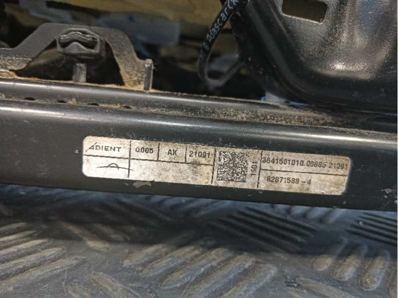 Recambio de asiento delantero derecho para nissan micra v (k14) 1.0 12v cat referencia OEM IAM 828715884  