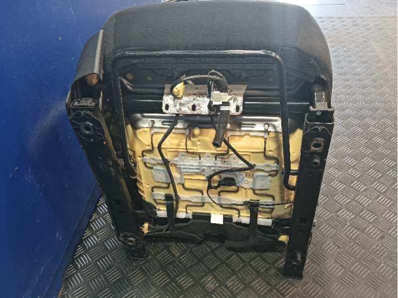 Recambio de asiento delantero derecho para nissan micra v (k14) 1.0 12v cat referencia OEM IAM 828715884  