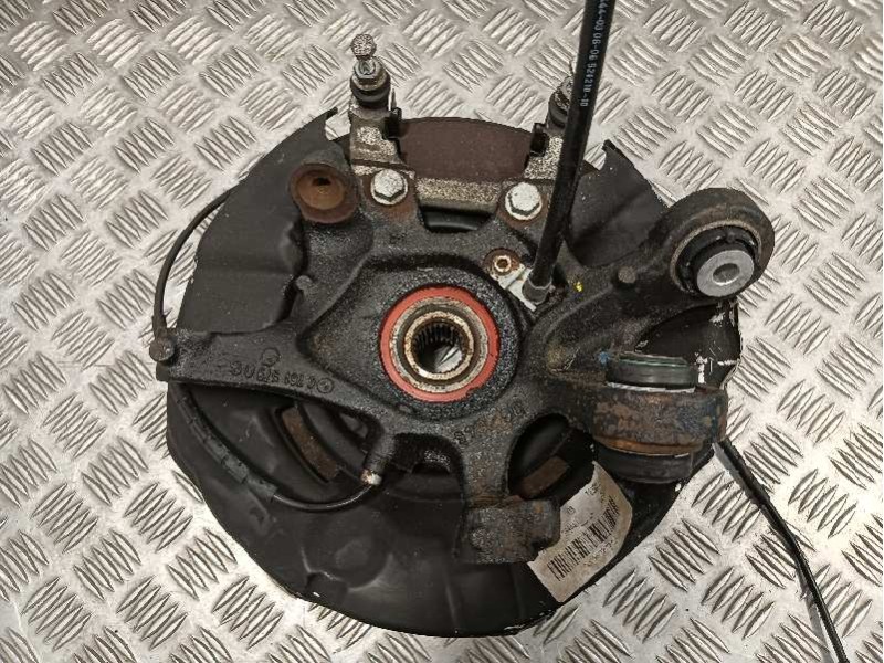 Recambio de mangueta trasera izquierda para bmw serie 3 berlina (e90) 318d referencia OEM IAM 676157909  