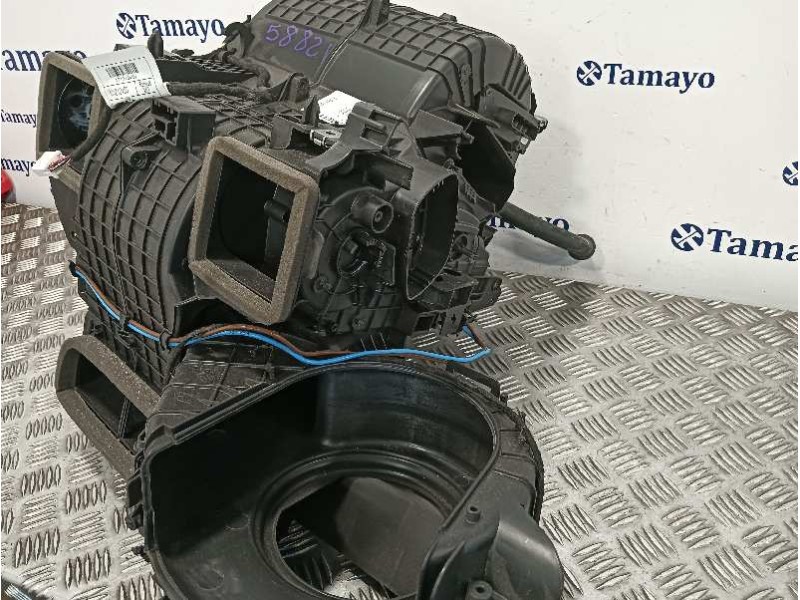 Recambio de calefaccion entera normal para nissan interstar m1 fm referencia OEM IAM 272105210R 5L6020500 5L6021400