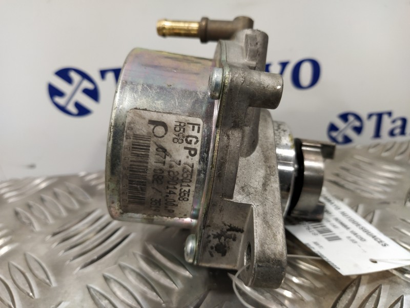 Recambio de depresor freno / bomba vacio para fiat panda (169) 1.3 jtd cat referencia OEM IAM 73501358  72901400P