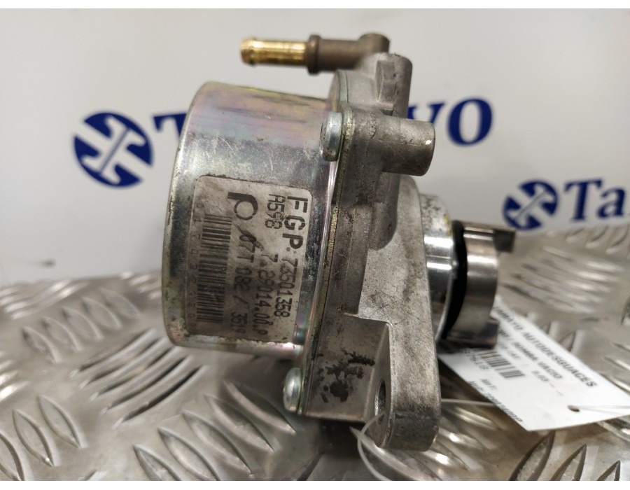 Recambio de depresor freno / bomba vacio para fiat panda (169) 1.3 jtd cat referencia OEM IAM 73501358  72901400P