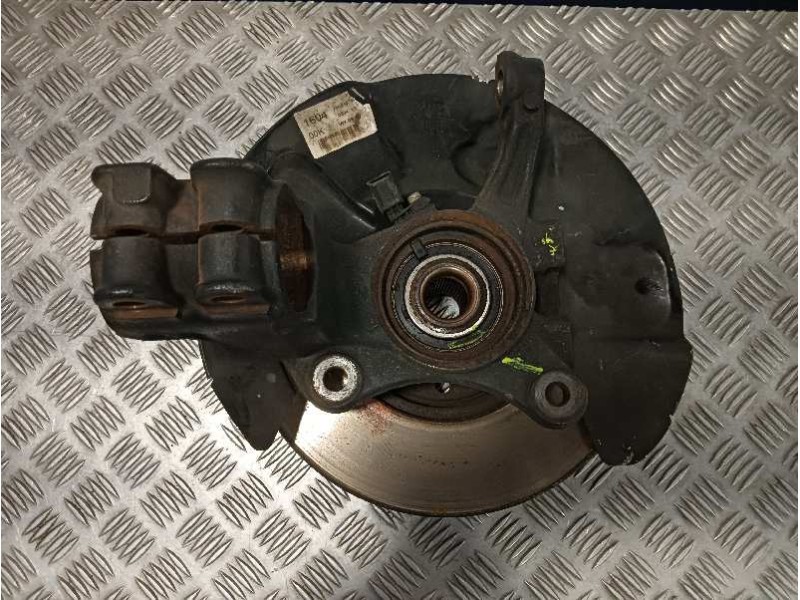 Recambio de mangueta delantera derecha para volkswagen t5 transporter (7e) 2.0 tdi referencia OEM IAM 7E0615312B  