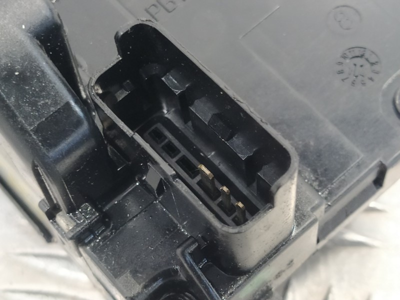 Recambio de cerradura puerta delantera izquierda para nissan nv 200 (m20) 1.5 dci cat referencia OEM IAM   