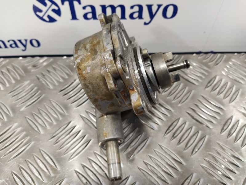 Recambio de depresor freno / bomba vacio para mercedes-benz sprinter 02.00  caja cerrada 2.2 cdi cat referencia OEM IAM A6112300