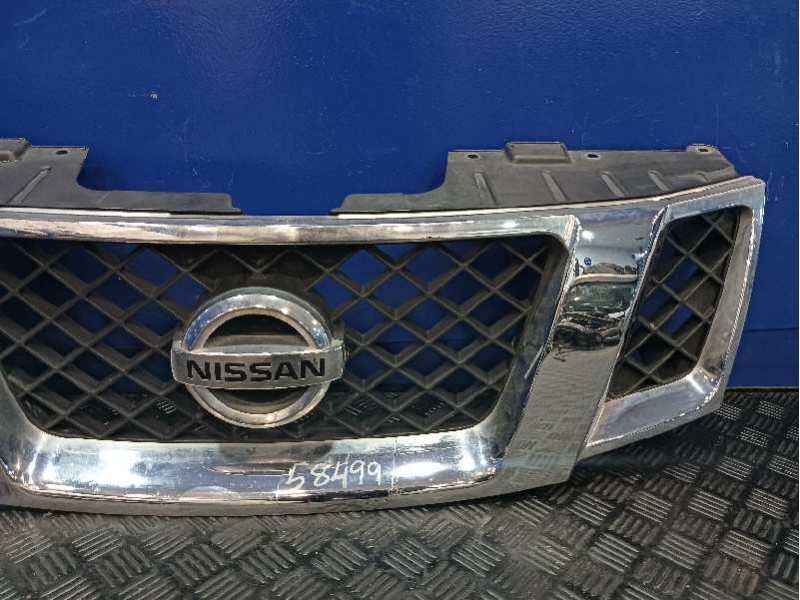 Recambio de rejilla delantera para nissan pathfinder (r51) referencia OEM IAM 623105X00A  