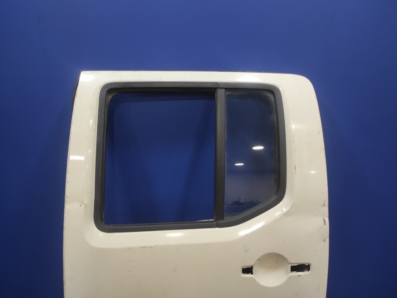 Recambio de puerta trasera izquierda para nissan navara pick-up (d40m) referencia OEM IAM   