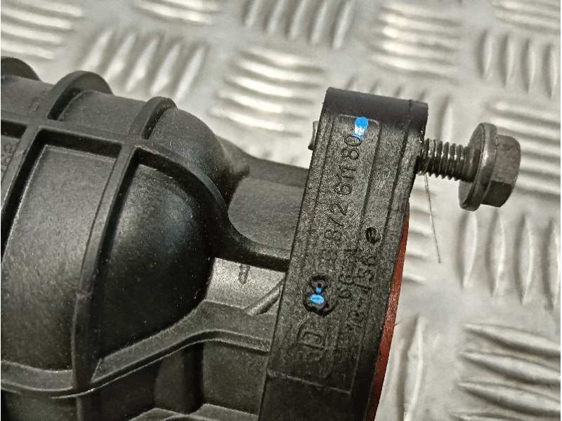 Recambio de tubo para peugeot partner kombi referencia OEM IAM 9687261180  