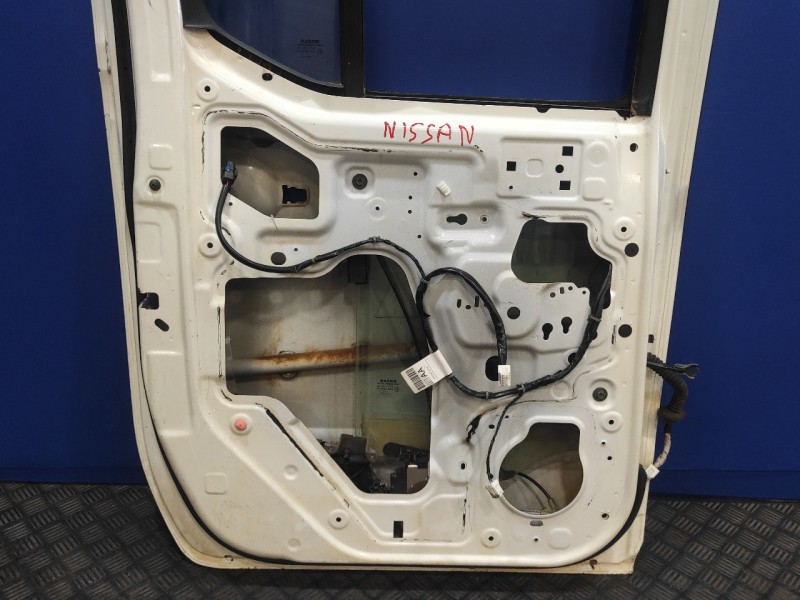 Recambio de puerta trasera izquierda para nissan navara pick-up (d40m) referencia OEM IAM   