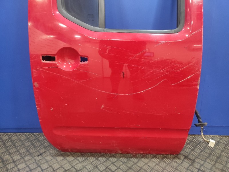 Recambio de puerta trasera derecha para nissan navara pick-up (d40m) referencia OEM IAM   
