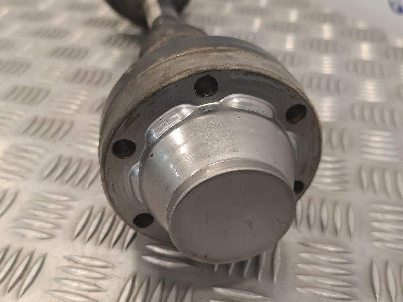 Recambio de transmision delantera izquierda para volkswagen touareg (7la) 2.5 tdi referencia OEM IAM 7L6407271D  8250160598014A