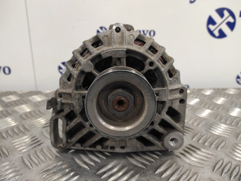 Recambio de alternador para dacia sandero 1.2 16v cat referencia OEM IAM 8200660044B  2543553C