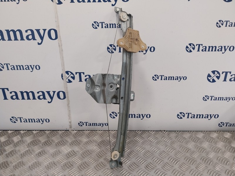 Recambio de elevalunas delantero derecho para renault captur referencia OEM IAM 807200713R 19031060004 128001471A