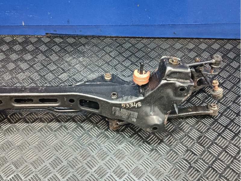 Recambio de puente trasero para kia cee´d 1.6 crdi cat referencia OEM IAM   