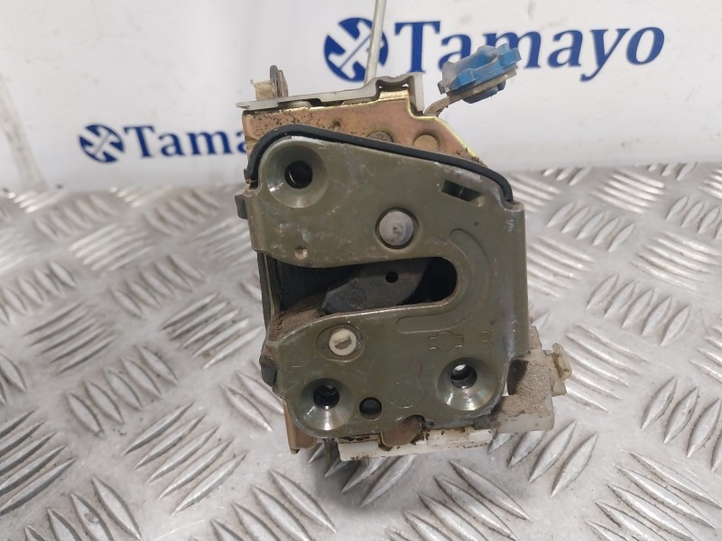 Recambio de cerradura puerta delantera derecha para nissan terrano/terrano.ii (r20) referencia OEM IAM   