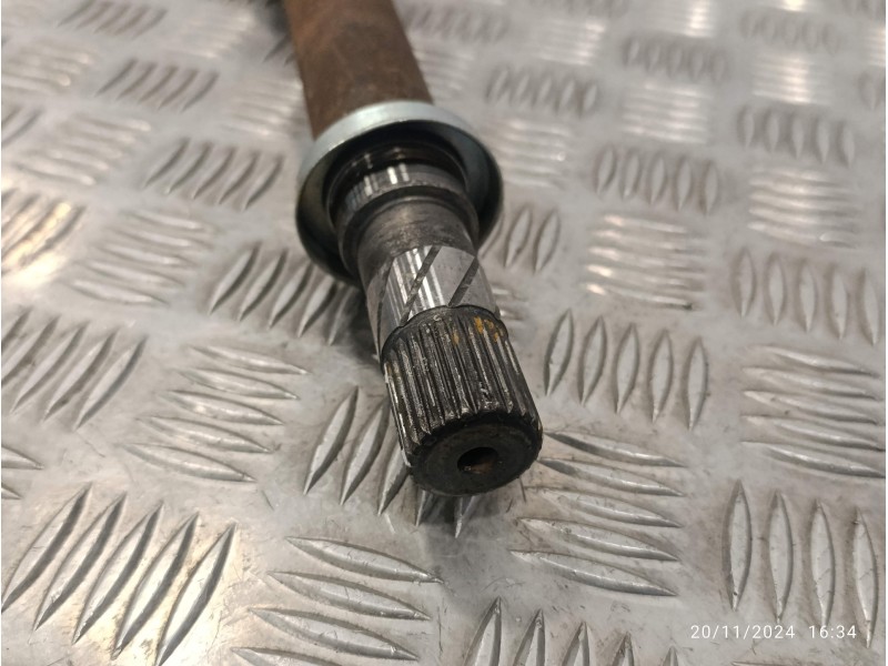 Recambio de transmision delantera derecha para renault clio iv referencia OEM IAM 391000926R  