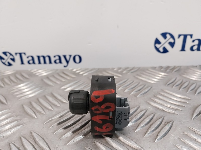 Recambio de mando retrovisor para audi a6 berlina (4f2) 2.0 tdi referencia OEM IAM 8E0959563  