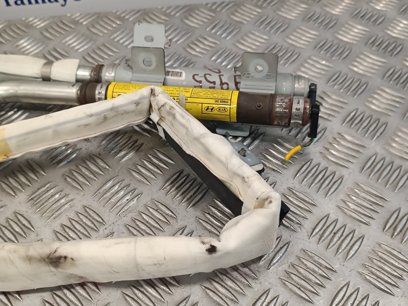 Recambio de airbag lateral delantero derecho para kia carnival 2.9 crdi cat referencia OEM IAM 4981312950  