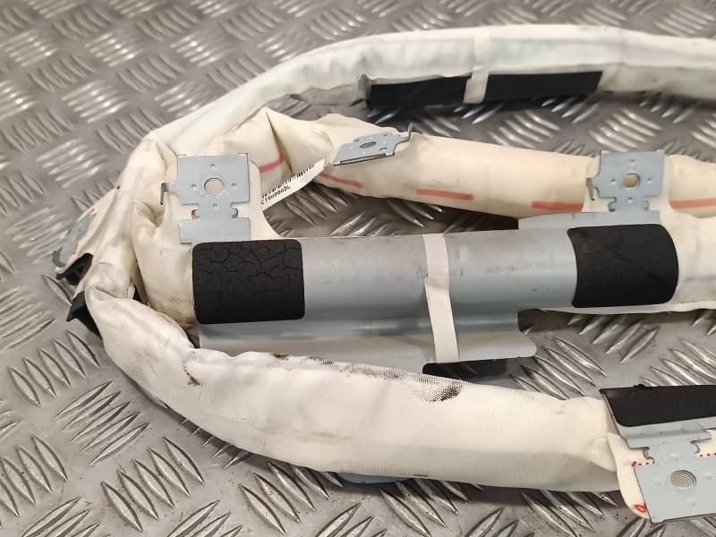 Recambio de airbag lateral delantero derecho para kia carnival 2.9 crdi cat referencia OEM IAM 4981312950  