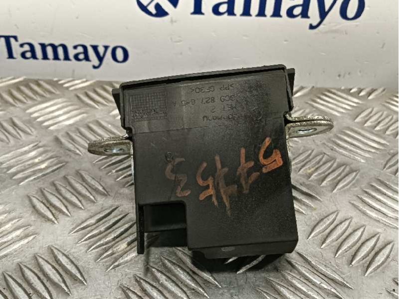 Recambio de cerradura maletero / porton para opel movano b kasten/combi referencia OEM IAM 3C9827645A  