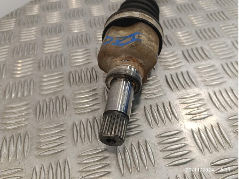 Recambio de transmision delantera izquierda para peugeot 206 berlina referencia OEM IAM 9638753280  