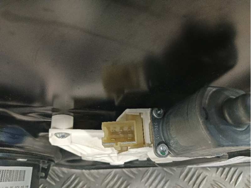 Recambio de elevalunas delantero izquierdo para mercedes-benz clase m (w164) referencia OEM IAM A2518200108 A1697302135 A1648203