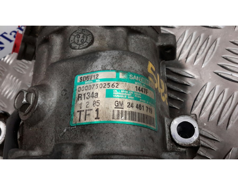 Recambio de compresor aire acondicionado para opel corsa c 1.2 16v cat (z 12 xep / lb4) referencia OEM IAM 24461719  SD6V121447F