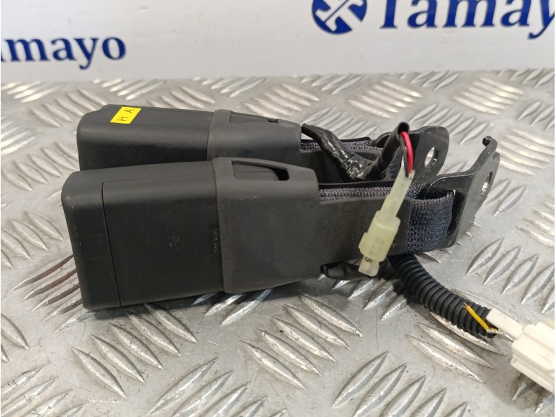 Recambio de enganche cinturon trasero izquierdo para subaru xv (g5) sport plus referencia OEM IAM 1074451  