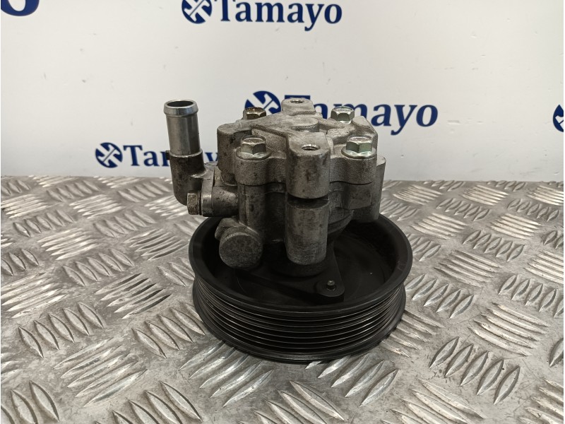 Recambio de bomba direccion para opel movano b kasten/combi referencia OEM IAM 8200357347  